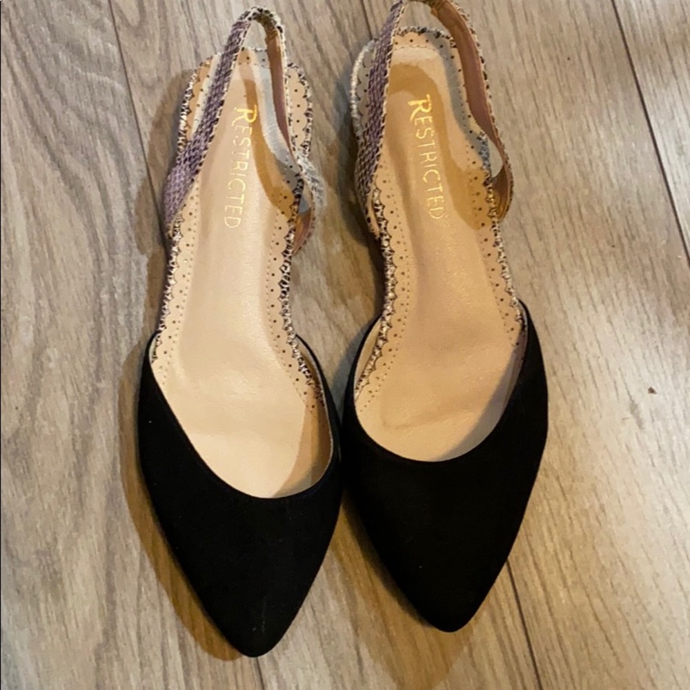 Women’s shoes